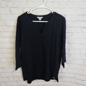 Women's Orvis longsleeve V-Neck shirt, size Medium